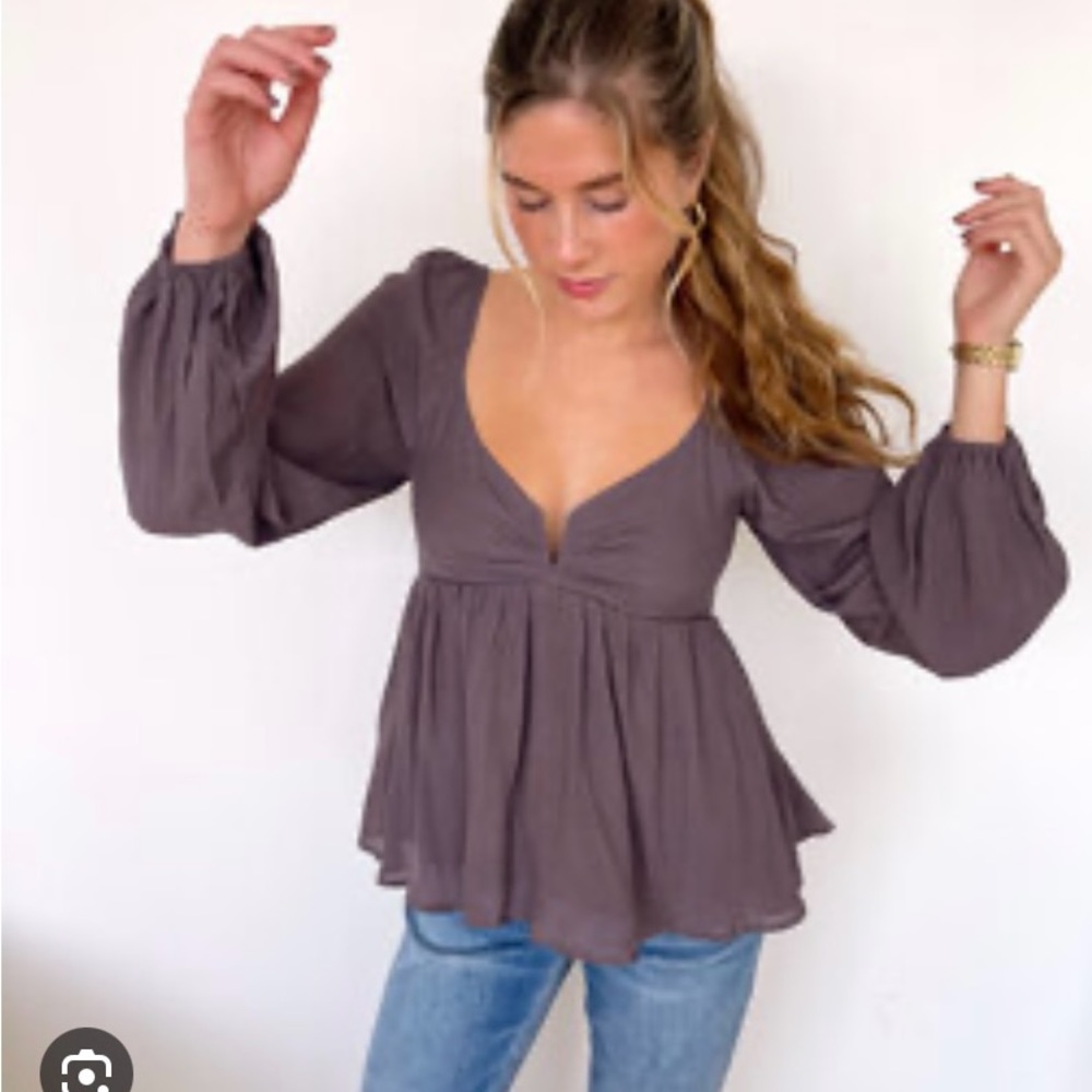 NEW Wishlist Apparel Taupe Top